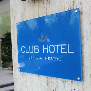 3* Hotel Club